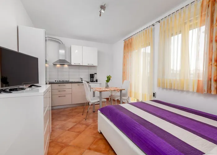 Apartman Manuela *
