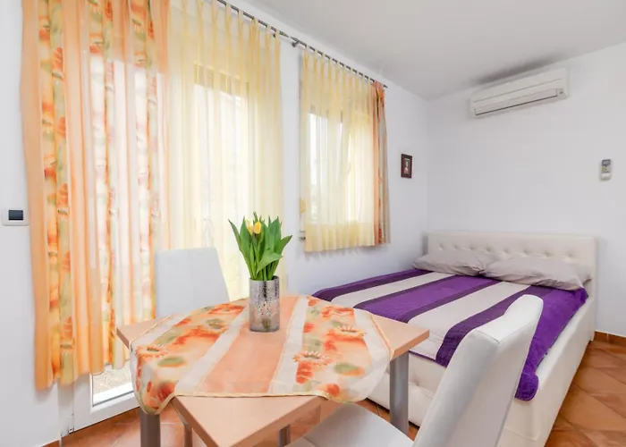 Manuela Apartament Pula